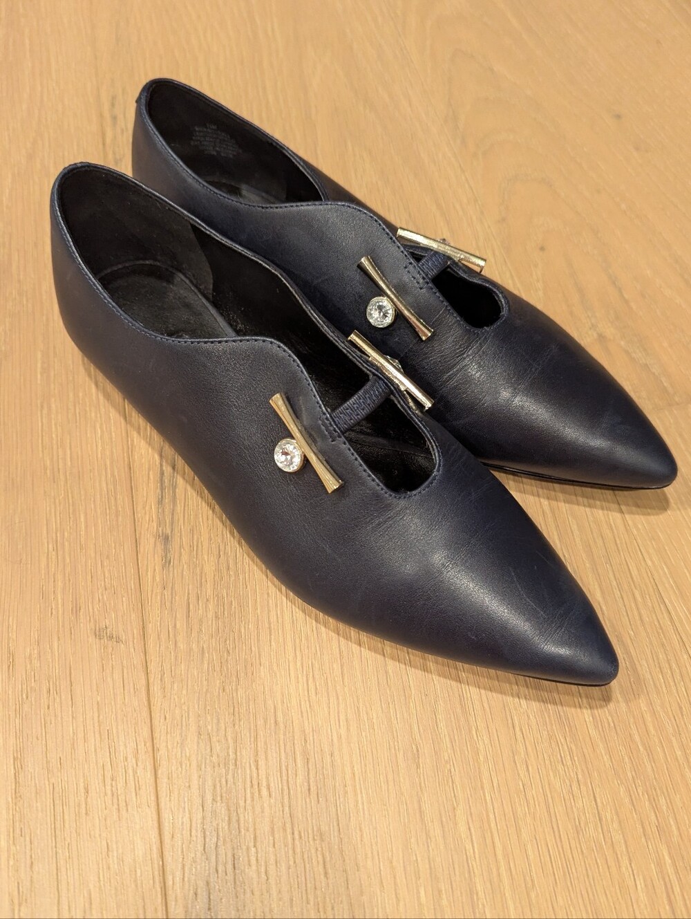 Vintage Women’s Navy Pointed Toe Slip-On Flats with Gold Accent
